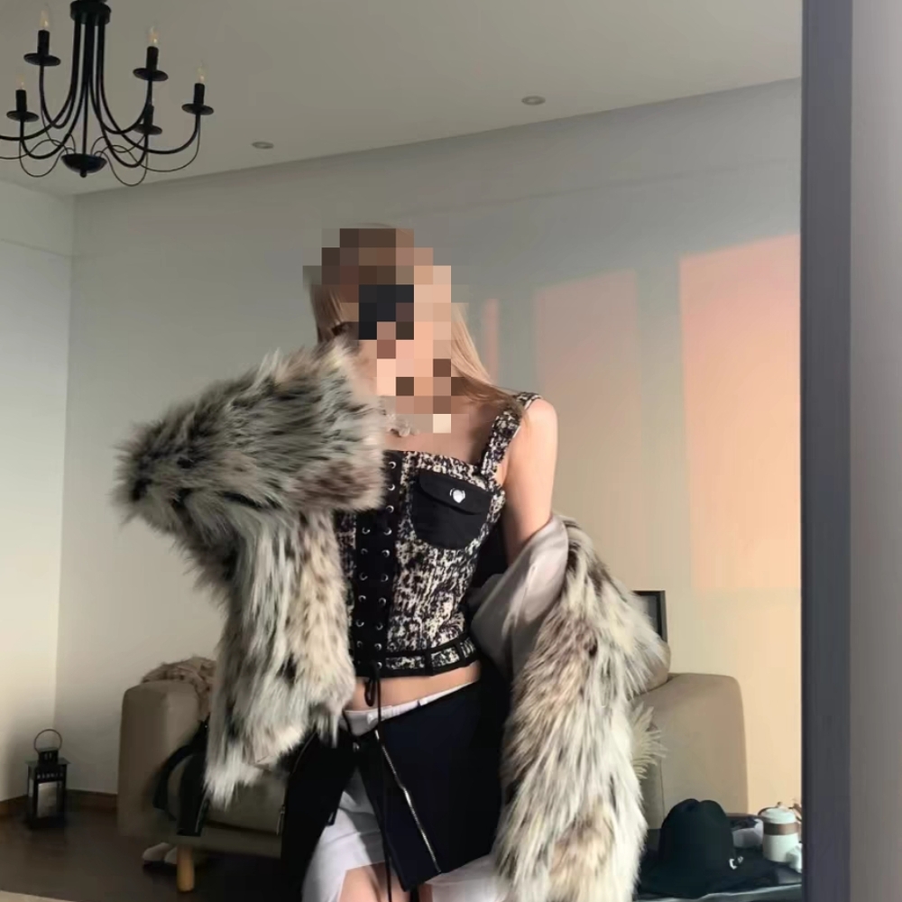 Leopard print fur